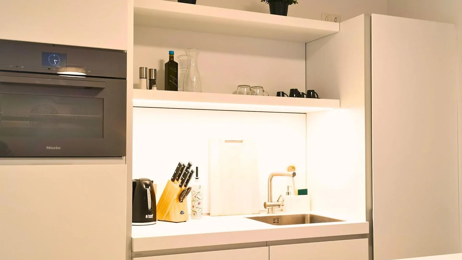 Fynbos City Penthouse, Dachterrasse, Design-Kueche, Parkplatz Straubing Apartment
